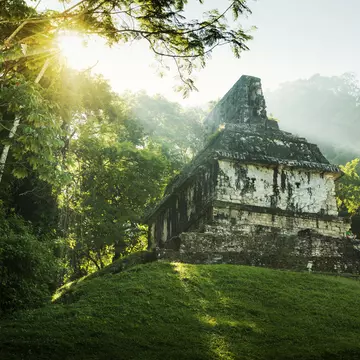 El Palacio Mayan ruin.