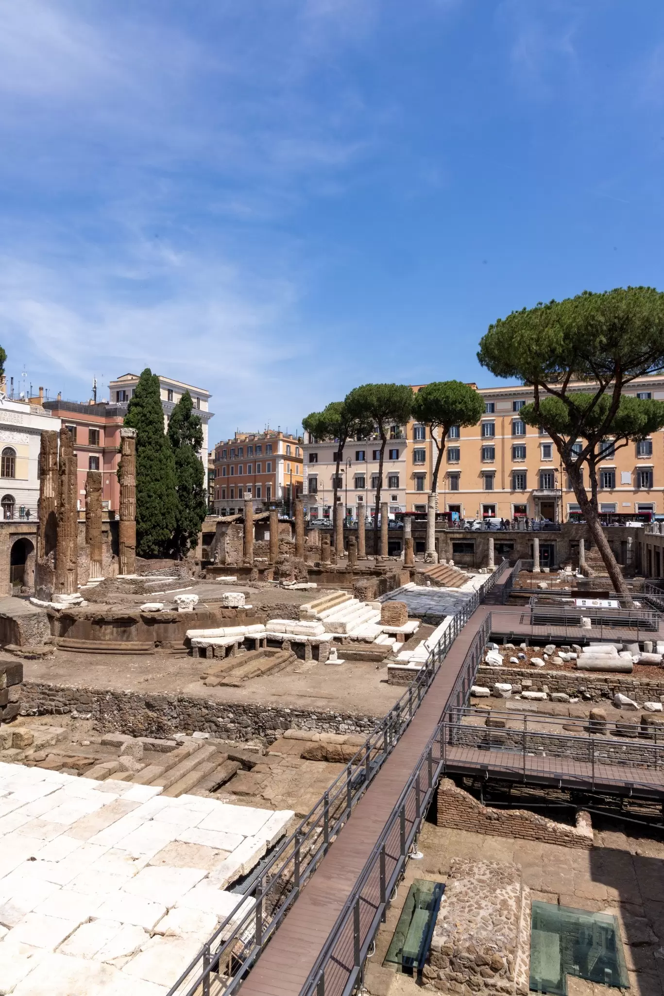 Rome's Largo di Torre Argentina includes four temples dating from the third century BCE