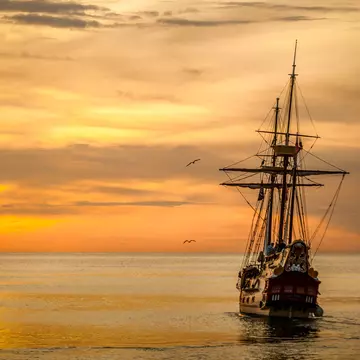 Jolly Roger tall ship, Cayman Islands
Cayman islands, Jolly Roger, pirate ship, seascape, sunset, sea tours, ocean vessel, boat, horizon, ocean, water, orange, cloudy, caribbean, tropical