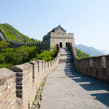 Mutianyu Section of the Great Wall of China. Adwo/Shutterstock