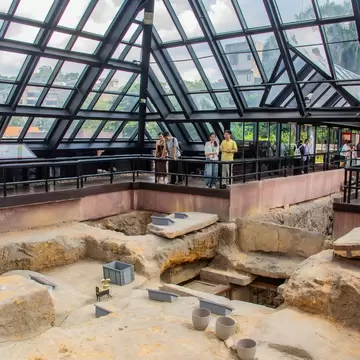Guangzhou China 30th Aug 2025: Exhibition area of the Mausoleum of Nanyue King Zhao Mo, presenting the Western Han royal tomb and rich Nanyue heritage, in the Nanyue King Museum, License Type: media, Download Time: 2026-08-31T22:16:01.000Z, User: LP_NZhan, Editorial: true, purchase_order: 65050 - Digital Destinations and Articles, job: App Content, client: Lonely Planet App, other: Nadine Zhan