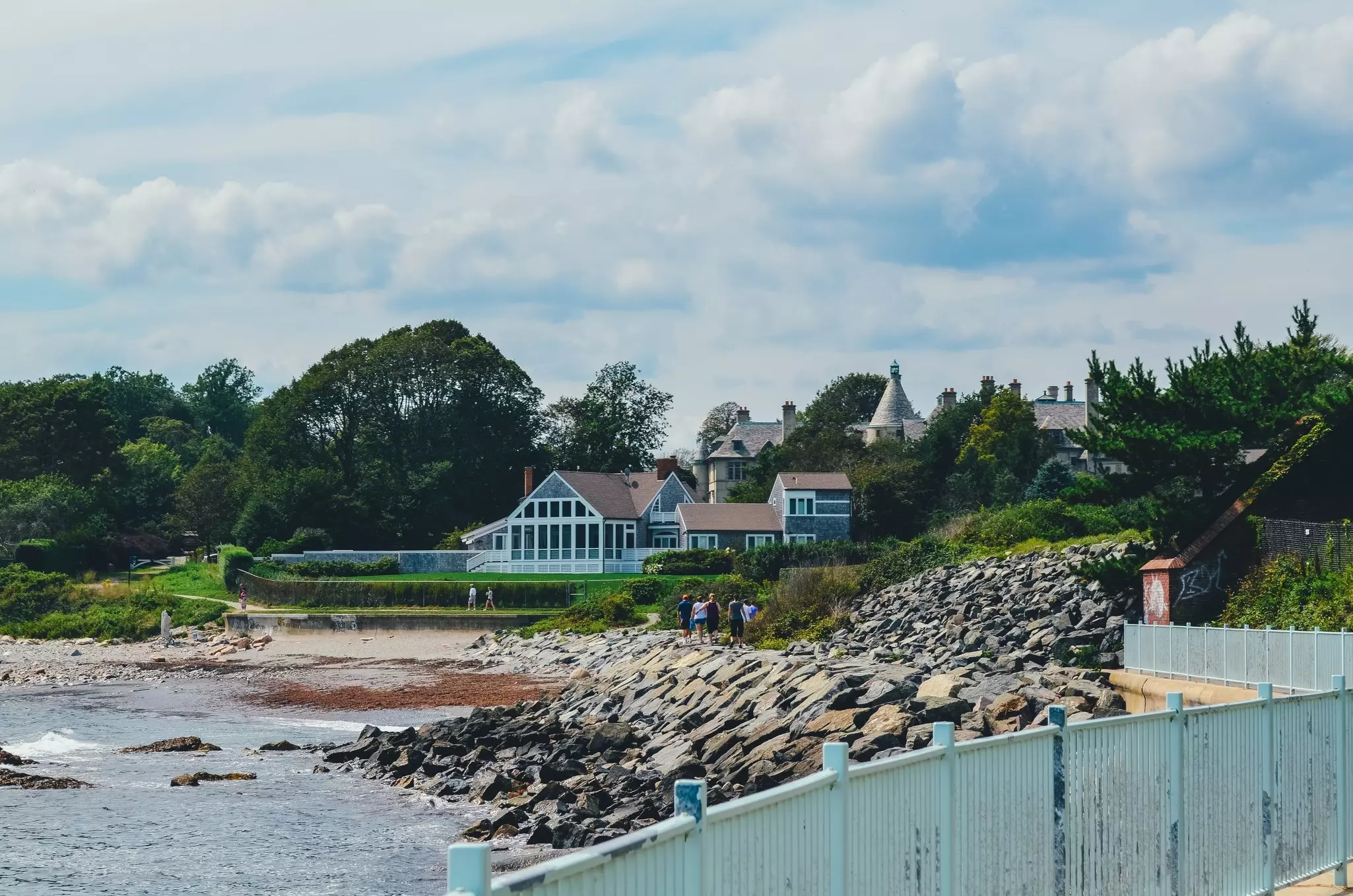 cliff walk in Newport Rhode Island.