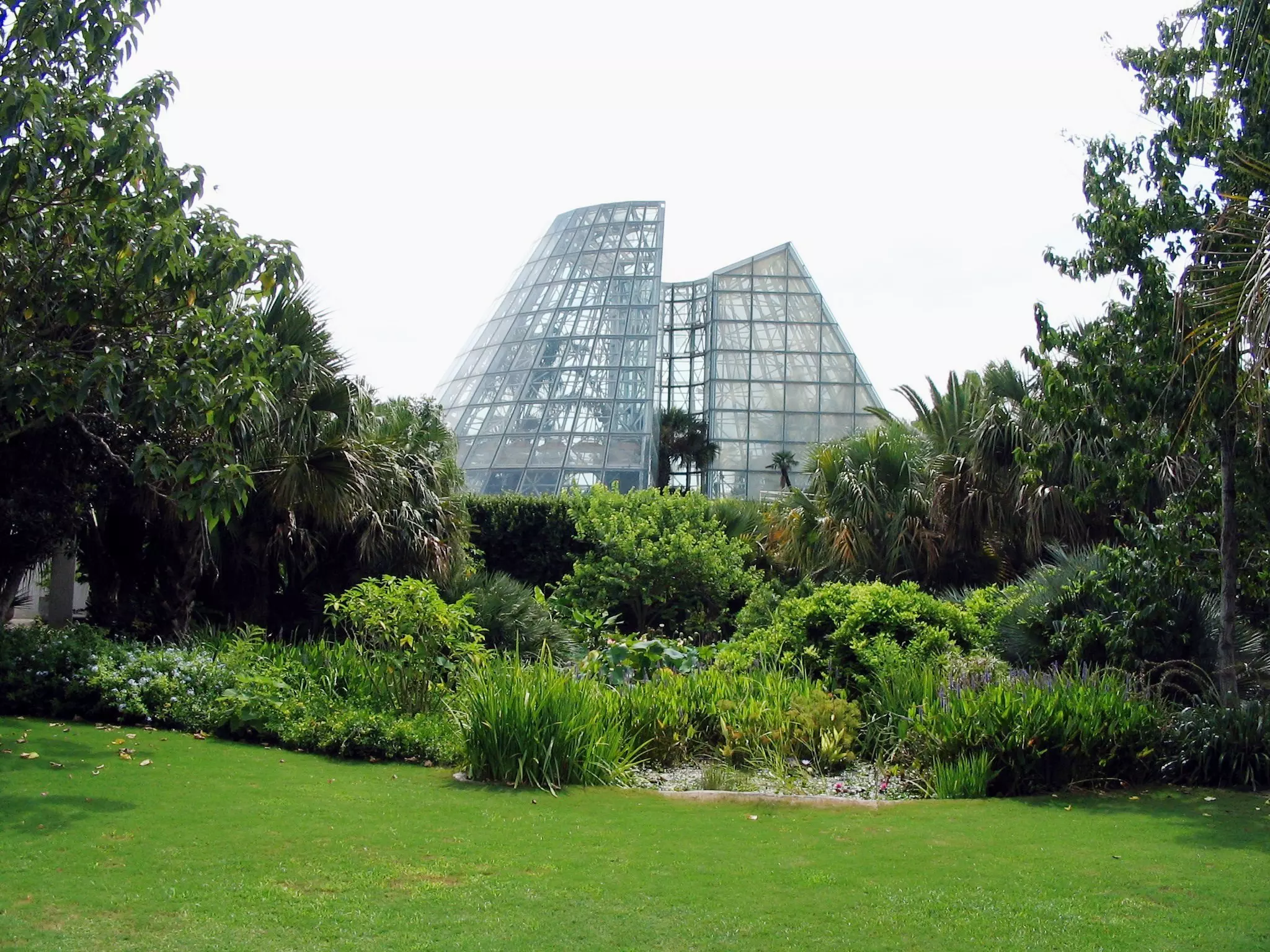 The Lucille Halsall Conservatory in San Antonio botanical gardens