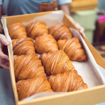 Coffee and chocolate croissants at Dulce de Leche, Valencia