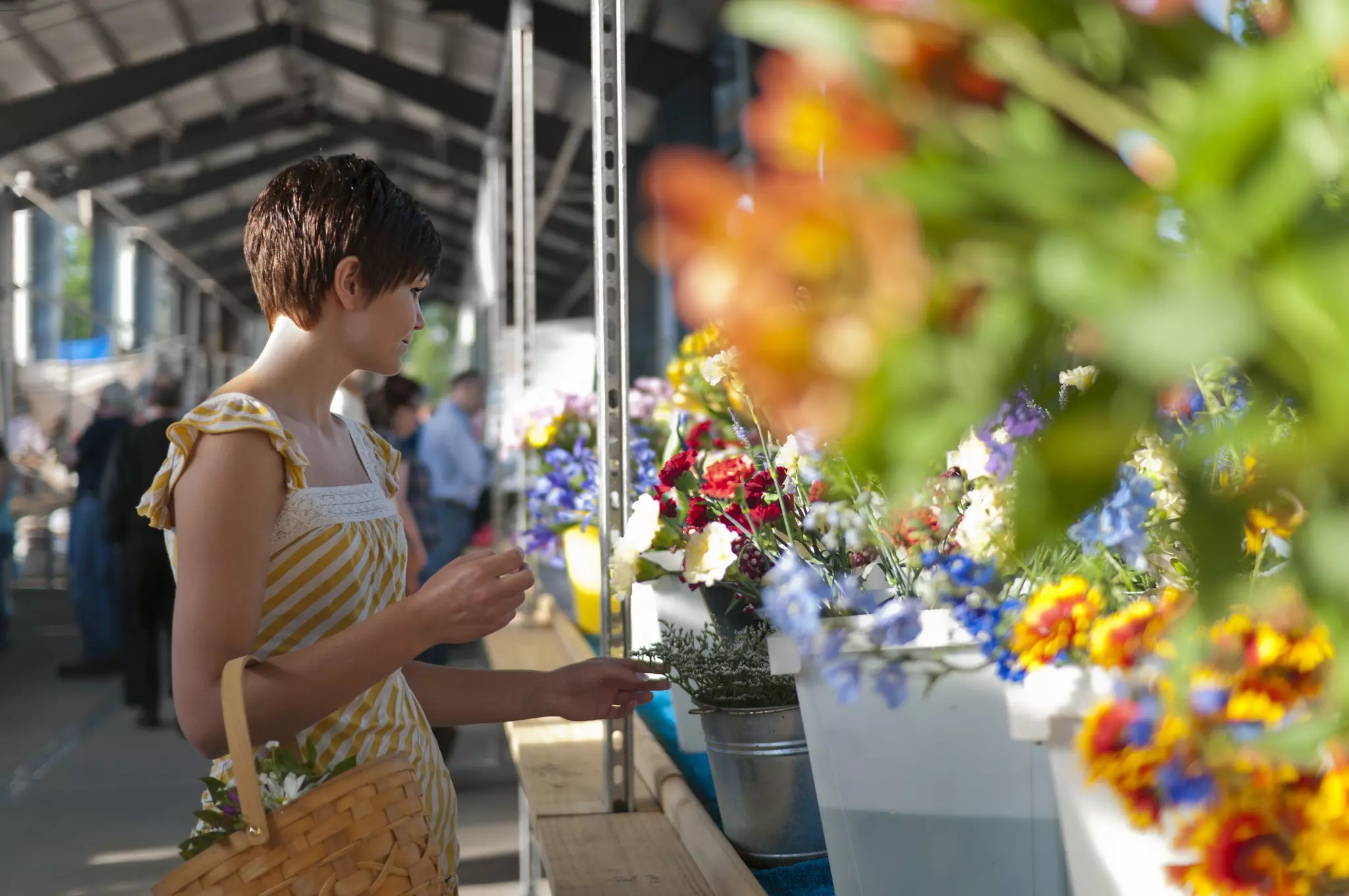 Farmers markets in cities like Grand Rapids highlight the best of the state © huePhotography / Getty Images
