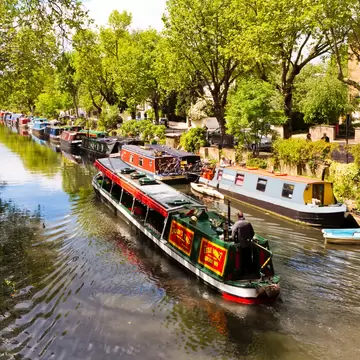 May 25, 2014: 'Little Venice' tourist boat sailing on Regent's Canal.