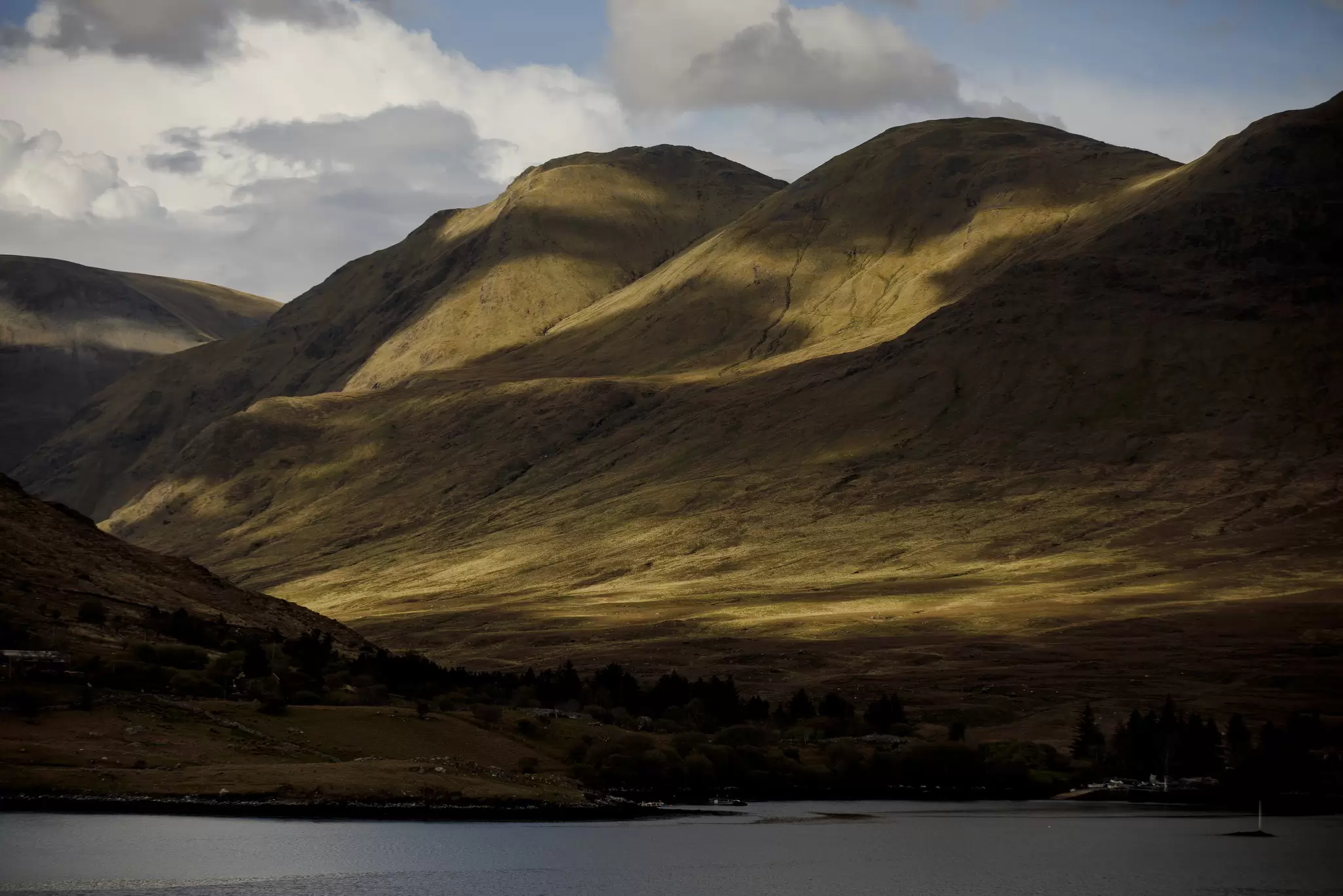 Killary Fjord. Robert Ormerod for Lonely Planet
