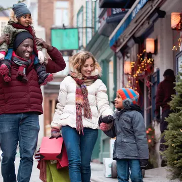 Québec City is a winter wonderland of fun for kids © manonallard / Getty Images