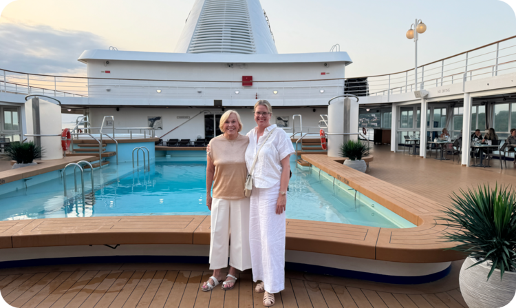 Brekke and her mom on the cruise