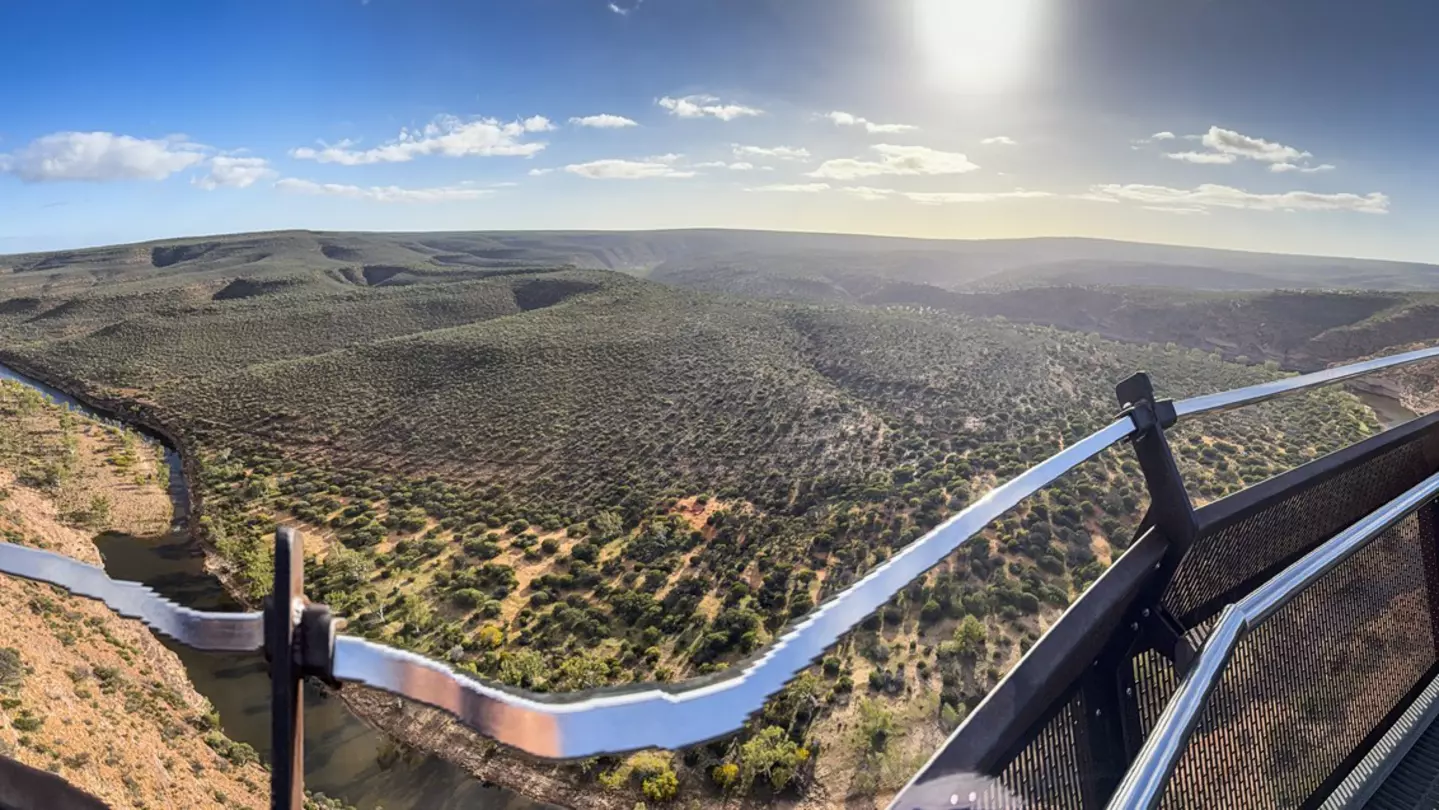 Panoramic ultra-wide angle view of The Kalbarri Skywalk (kaju yatka), 100m above the Murchison River,  Kalbarri National Park