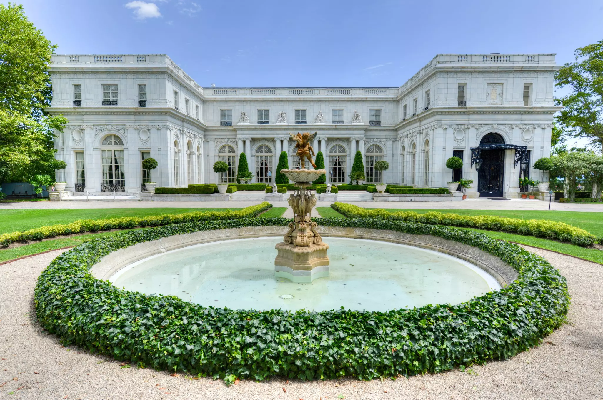 A white stone mansion in Newport, Rhode Island, modeled after the Grand Trianon of Versailles.