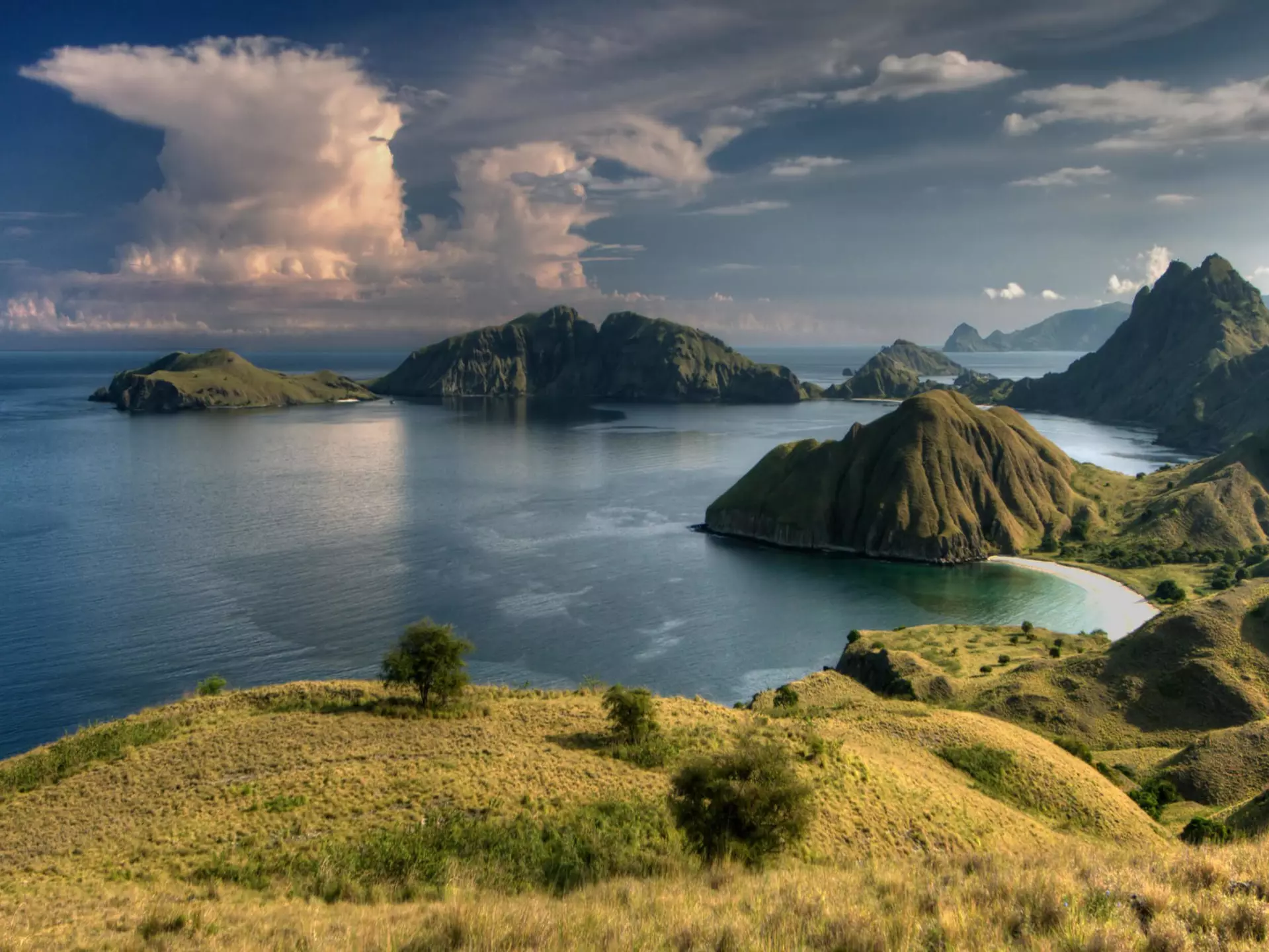 View of the south end of Padar Island
