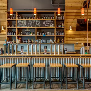 Whistler, BC; Mar. 28, 2018: Whistler Brewing Company at Function Junction. Photo: Joern Rohde/joernrohde.com
