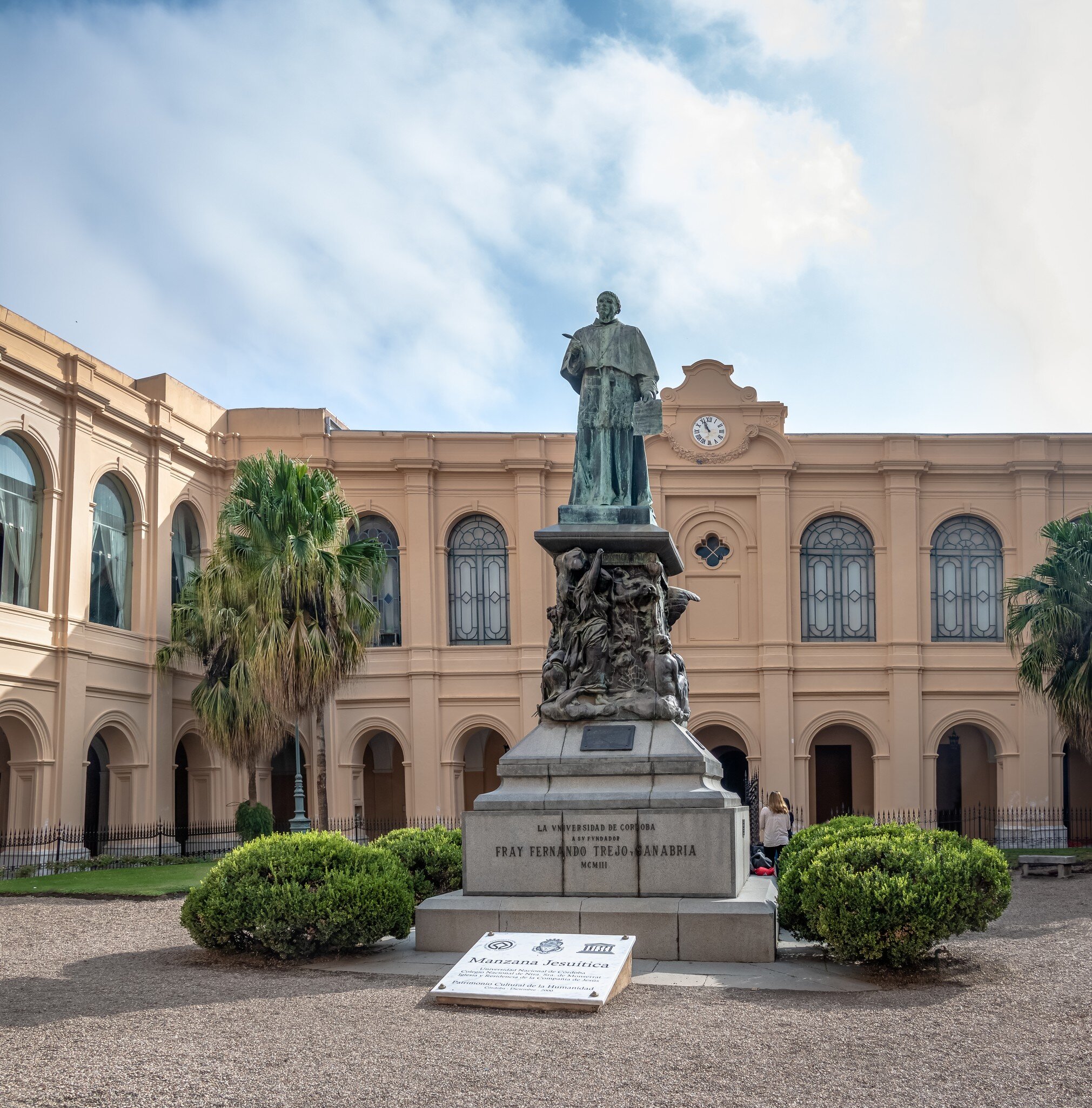 Manzana Jesuitica courtyard and Obispo Trejo Statue in Cordoba, Argentina.