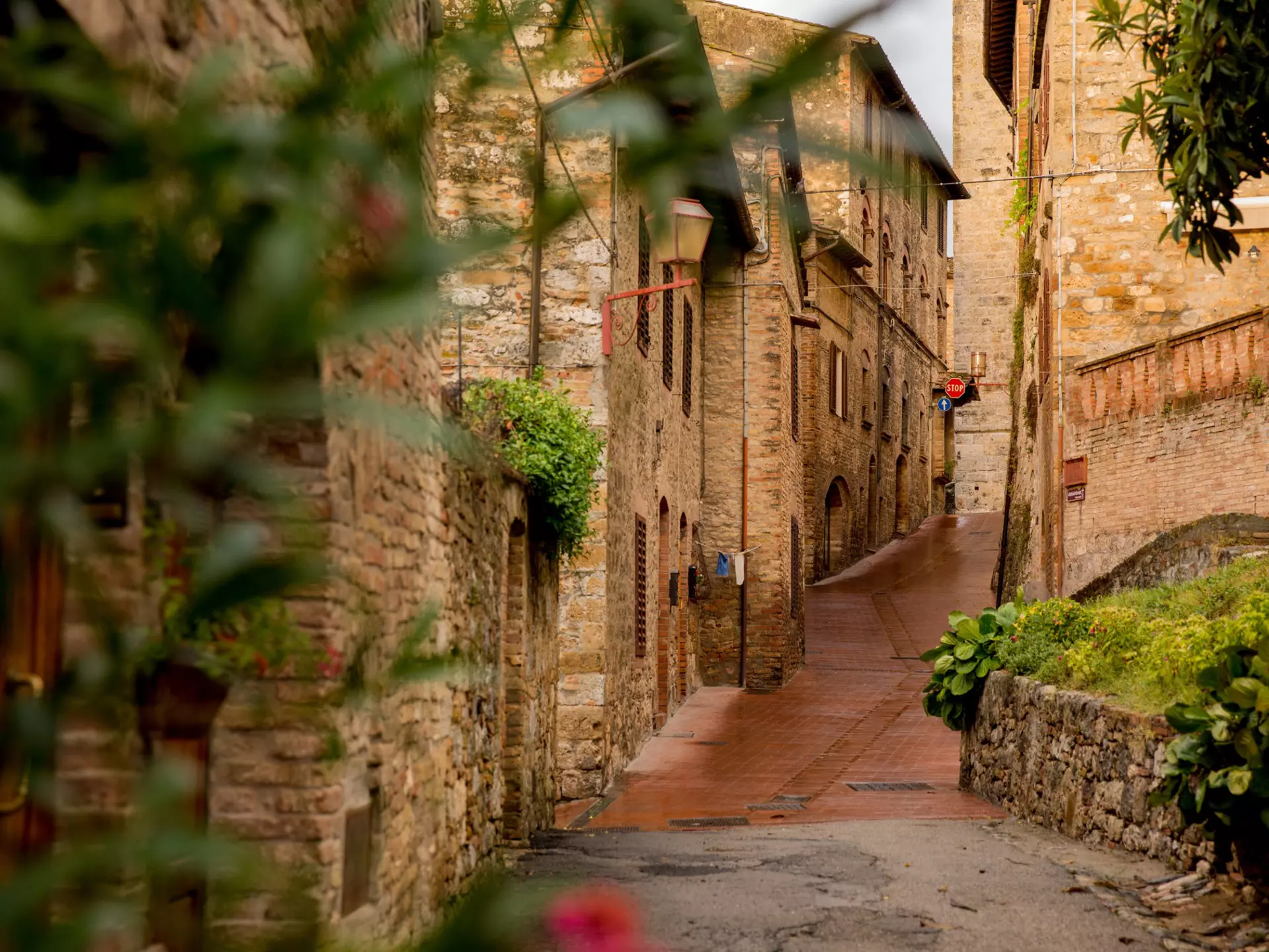 Autumn in San Gimignano, Tuscany. LauraVl/Shutterstock