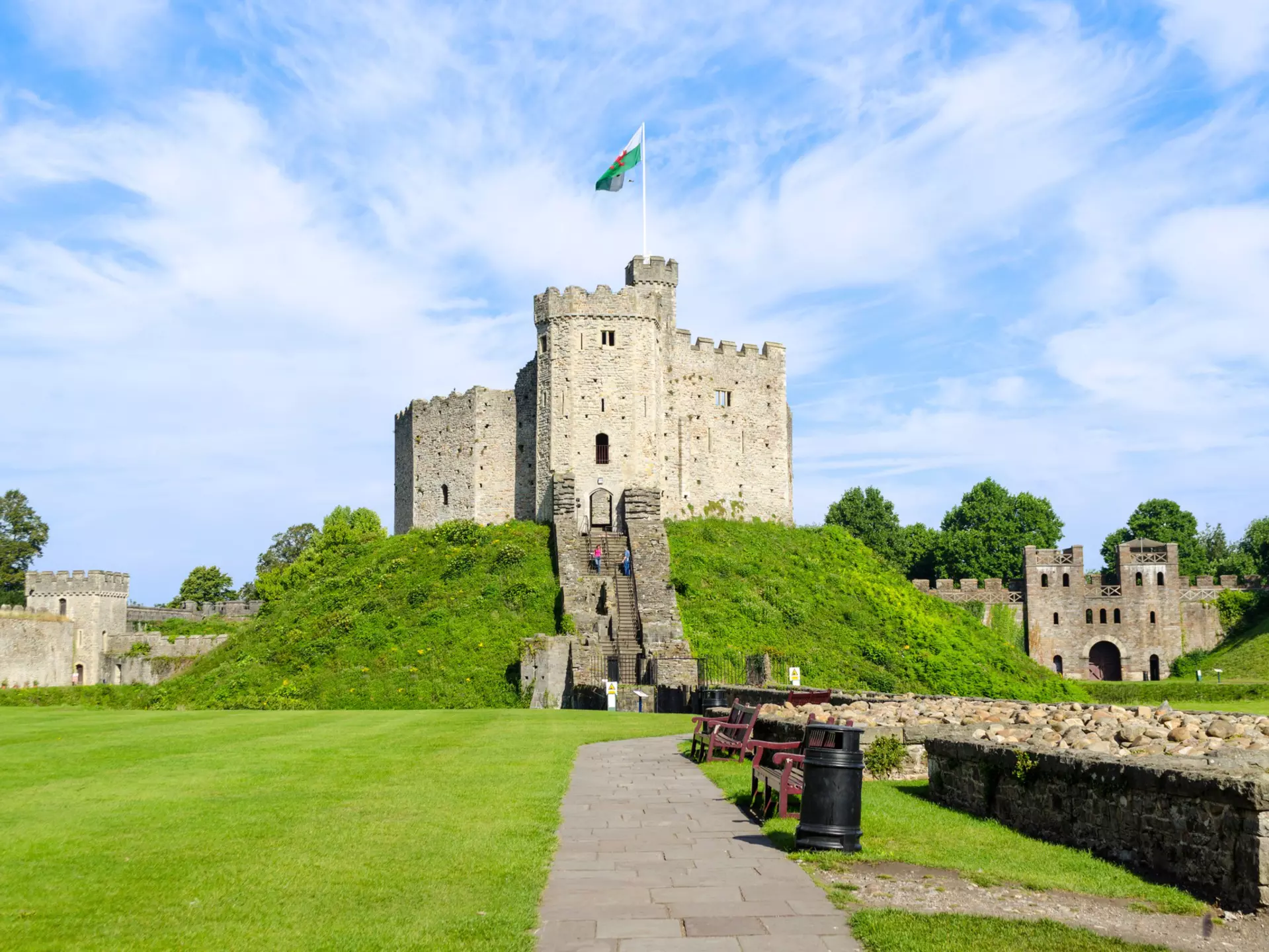 The Norman keep at Cardiff Castle. lenisecalleja.photography/Shutterstock