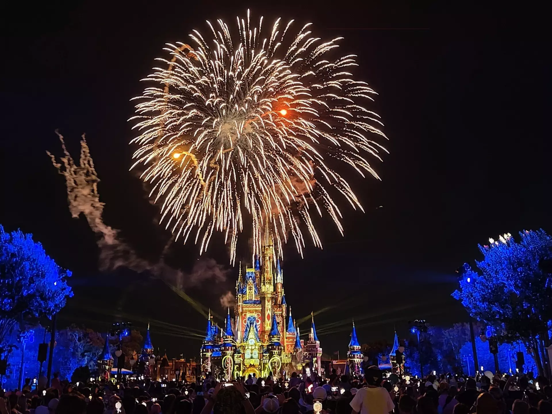 There’s never a bad time to visit Orlando and its famous theme parks – though some seasons are better than others. Here’s all you need to know. Gary Hershorn/Getty Images