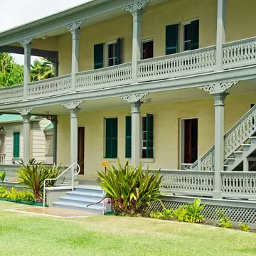 Hulihe'e Palace in Kona Kilauea. Thsi is a view of the back of the palace which has an ocean view. One of three palacesin the United States.
185086175
Travel, Tourism, Photography, No People, Royalty, Hawaiian Culture, Kilauea, Outdoors, Horizonta...