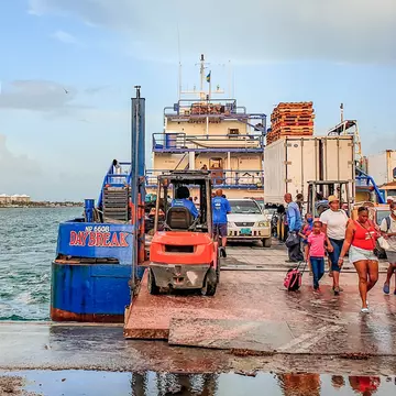 Traveling with the Bahamas on the hours-long mail boat lets you transit between islands the way Bahamians do © Juan Martinez
