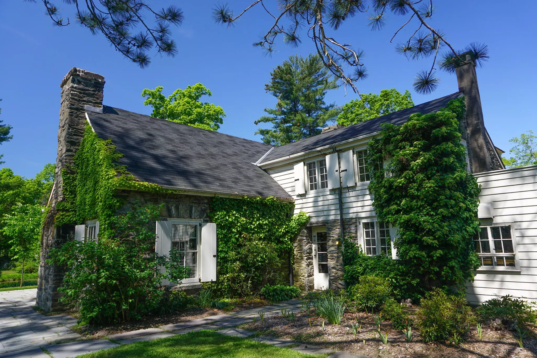 Eleanor Roosevelt's Val-Kill home in Hyde Park is a cozy respite from New York City. Linda Harms / Shutterstock