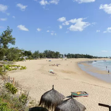 Shoreline of Tofo Beach in Vilankulo, Mozambique. demerzel21 / Getty Images
