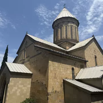 Zion Cathedral of the Dormition of Tbilisi.jpeg