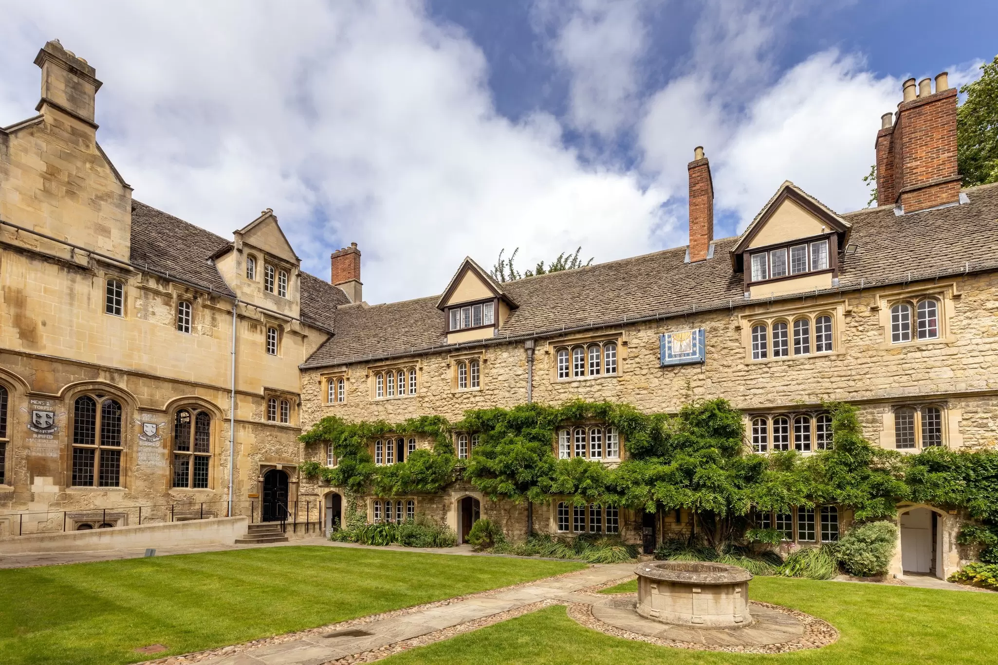 Exterior view of St Edmund Hall, a college at the University of Oxford in the UK.