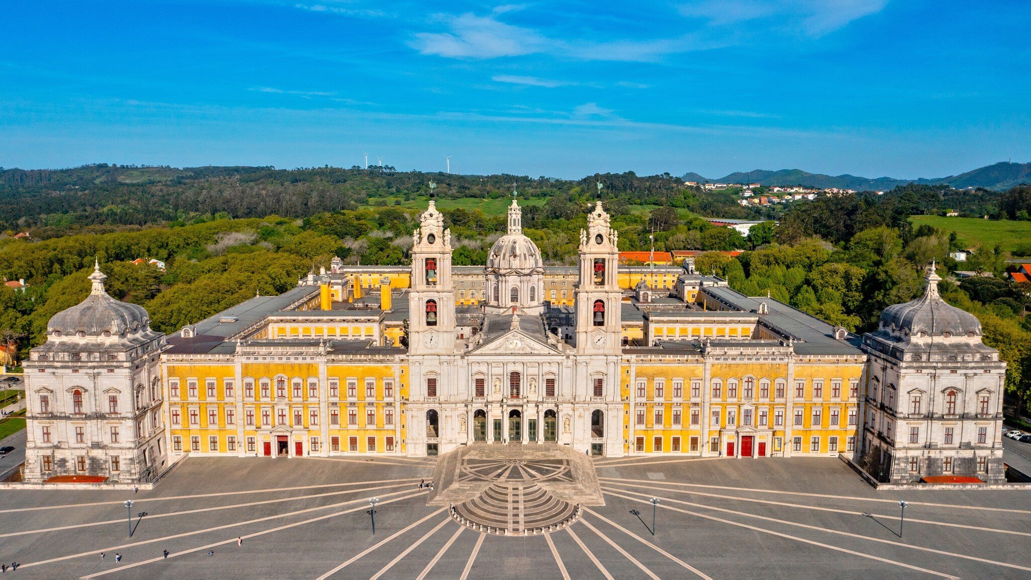 Aerial view of the Palácio Nacional de Mafra in Portugal.