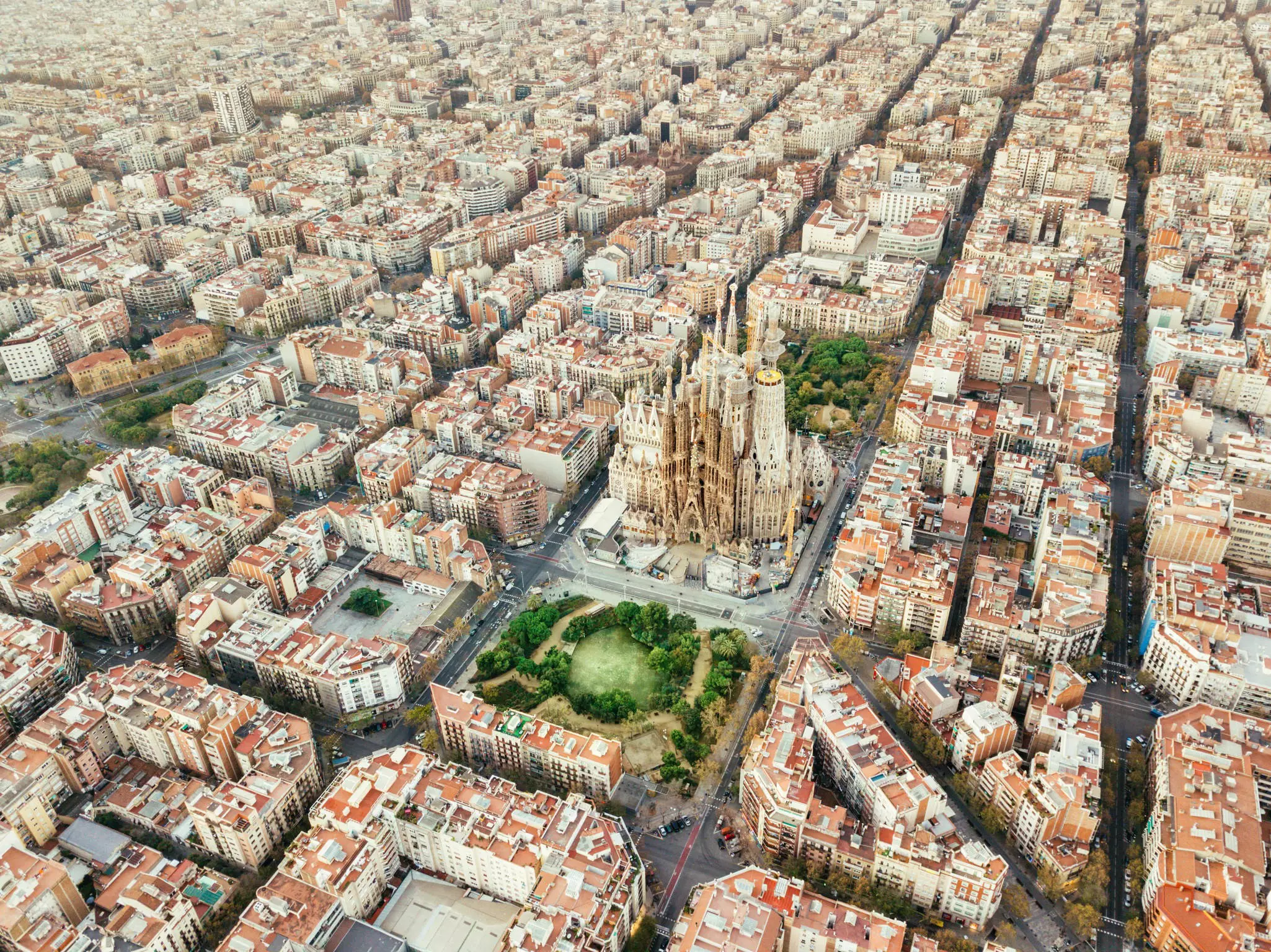 Eixample neighborhood in Barcelona © Orbon Alija / Getty Images