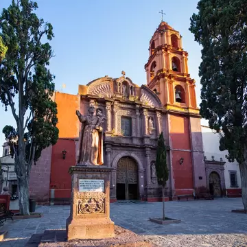 Exterior view of the Oratorio de San Felipe Neri early in the morning in San Miguel de Allende, Mexico.