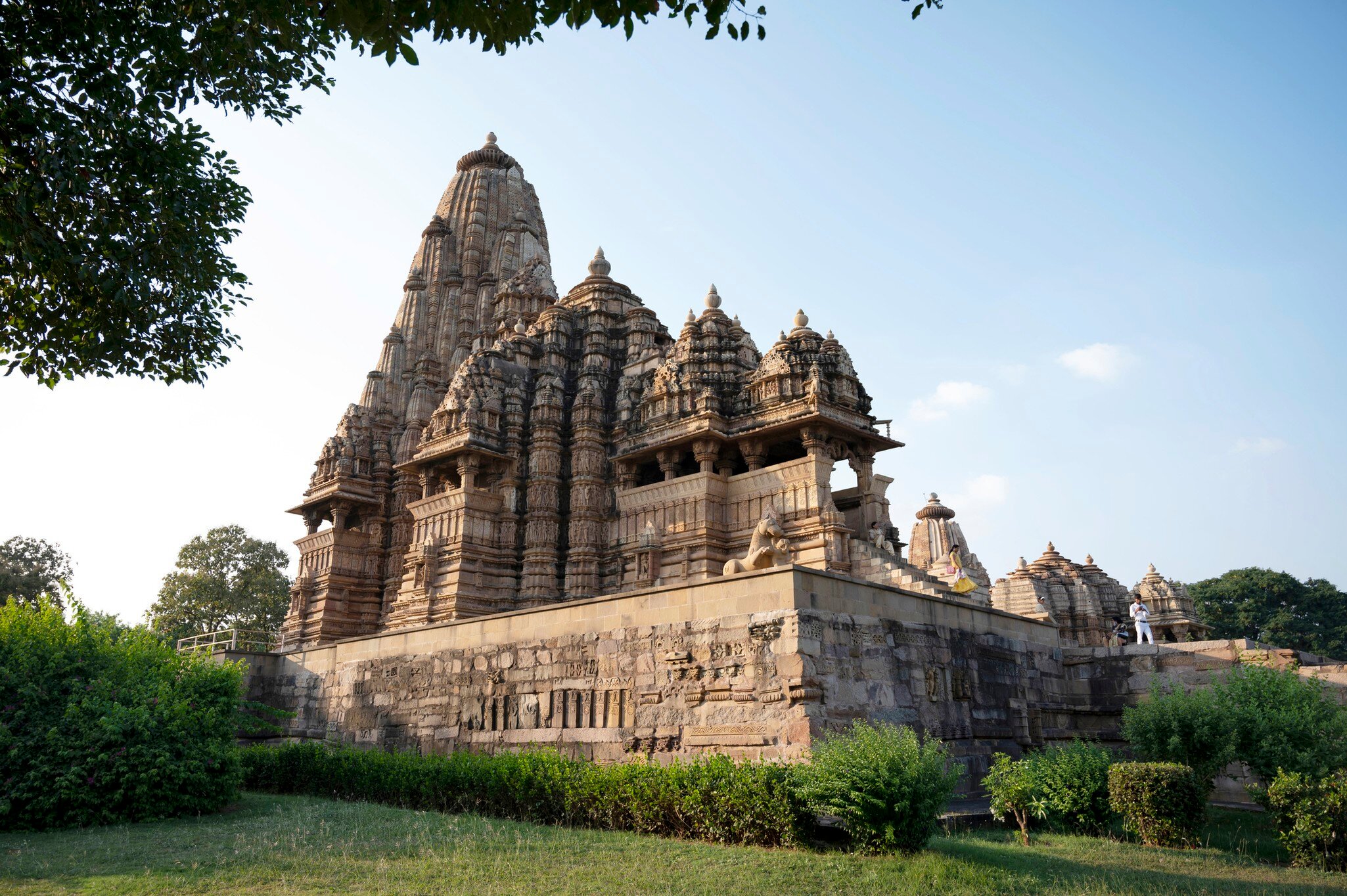 LAKSHMANA TEMPLE: Facade.Western Group, Khajuraho, Madhya Pradesh, India
1368163449
building, hindus, lakshmana, locations, madhya, outdoor, buildings, color, colour, daytime, exterior, exteriors, group, heritage, hindu, historic, historical, indi...