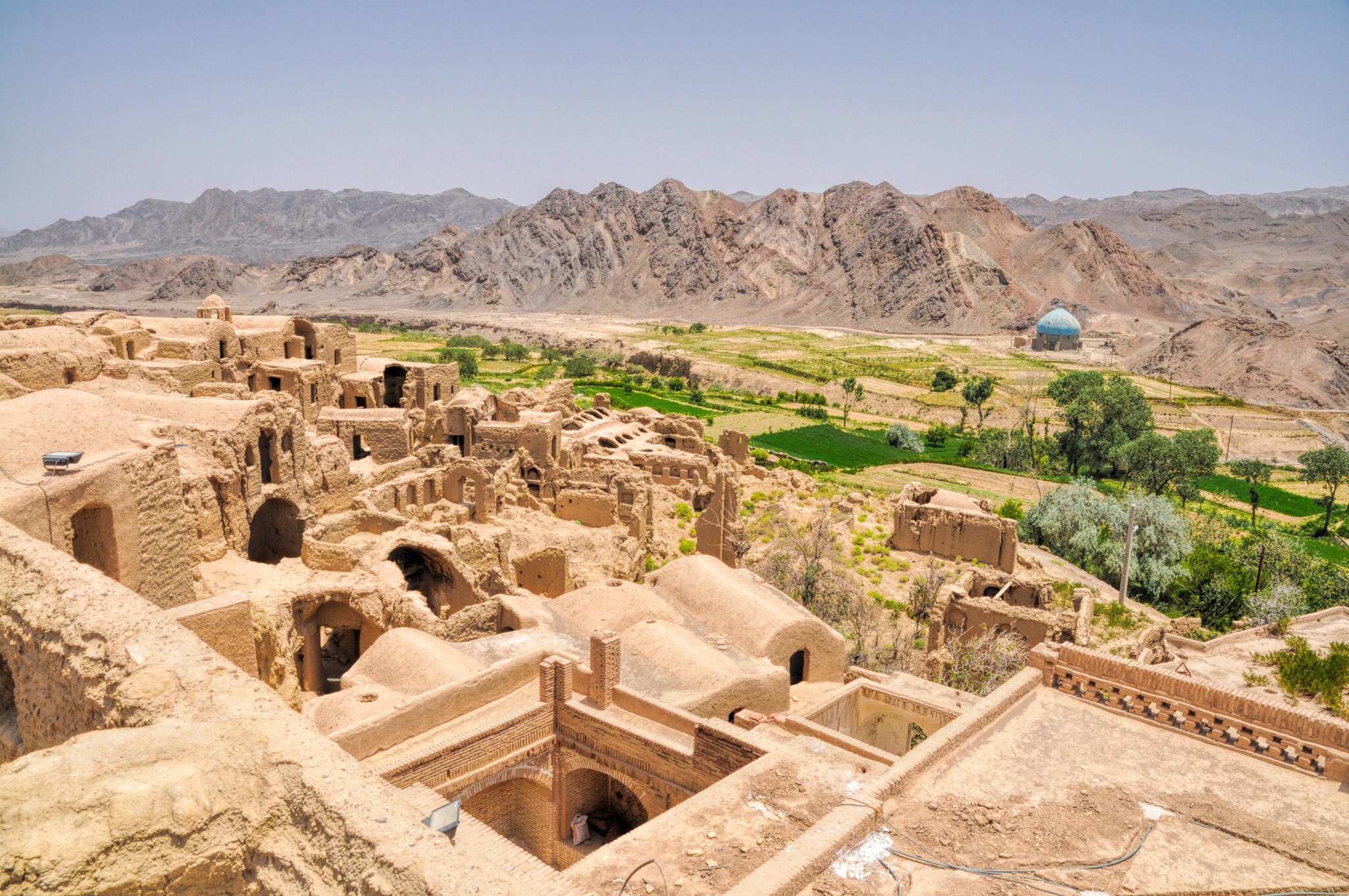 Ruins of old houses in the village of Kharanaq.