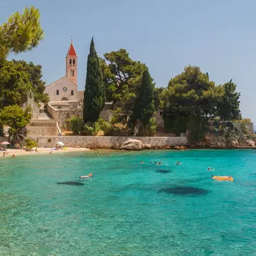 canto-rl4m0rh3 - The old town of Bol on the island of Brač, Croatia. Lev Levin/Shutterstock