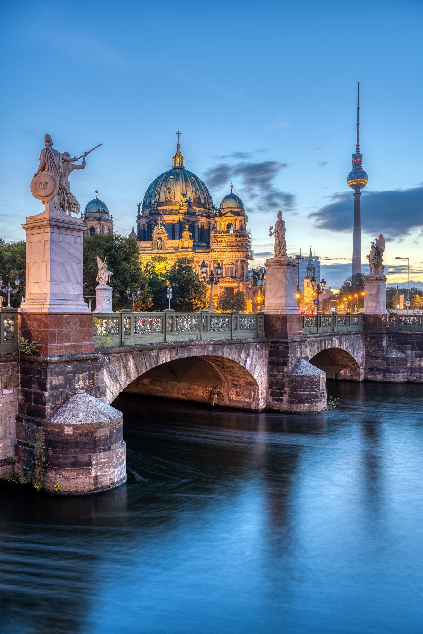 The Cathedral, the TV Tower and the Schlossbruecke in Berlin before sunrise, License Type: media, Download Time: 2025-11-14T08:35:48.000Z, User: Norma.PrauseBrewer_LonelyPlanet, Editorial: false, purchase_order: 56530 - Guidebooks, job: Global Publishing WIP, client: sheetmap-sm-Berlin, other: Norma Brewer