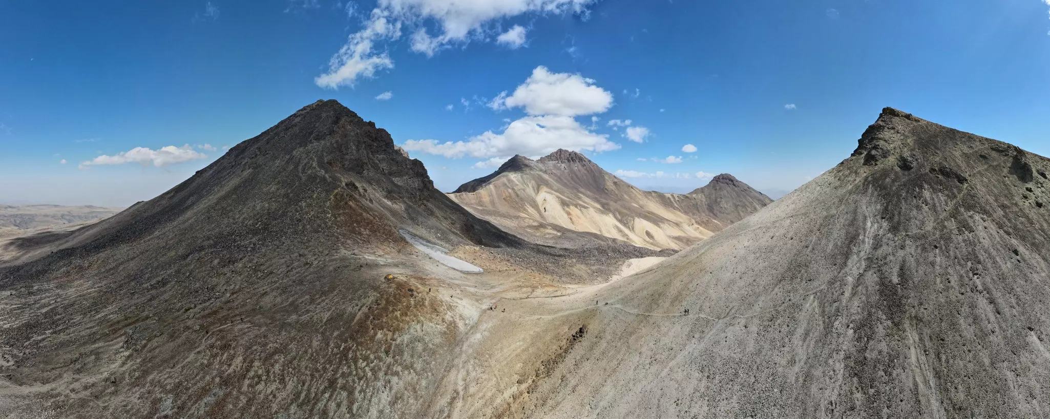 Aragats Mountain, the highest summit in Armenia © Courtesy of Hakob Harutyunyan  