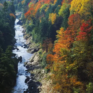 Ottauquechee River, Quechee Gorge, Quechee National Park, Vermont USA