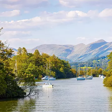 Wendermere lake near Bowness-on-Windermere in Lake District, a region and national park in Cumbria in northwest England, License Type: media, Download Time: 2026-04-09T22:08:34.000Z, User: dorota_littlerobindesign, Editorial: false, purchase_order: 56530 - Guidebooks, job: Global Publishing WIP, client: Best Road Trips Great Britain 4, other: Dorota Michalec