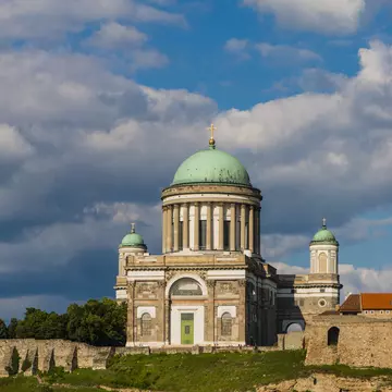 Hungary, Esztergom, Esztergom basilica at Danube river, built by Joszef Hild