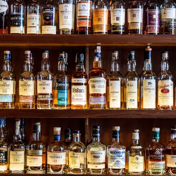 Follow this itinerary through the Highlands to find your perfect Scottish whisky. coldsnowstorm/Getty Images
