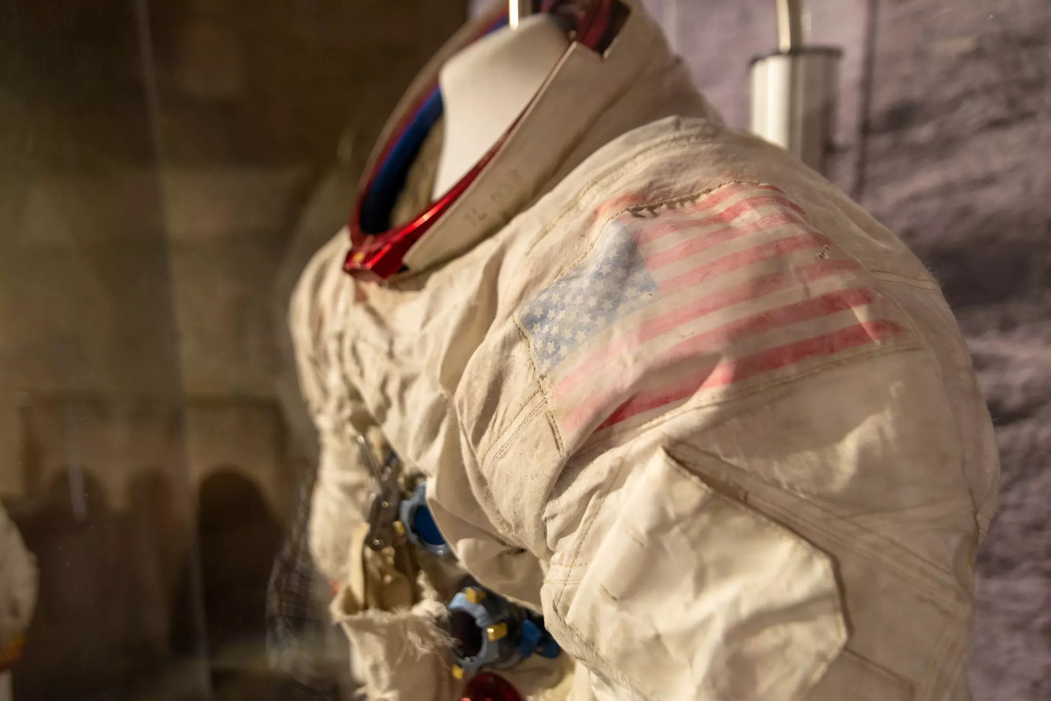 Apollo A7L era space suit at the US Space and Rocket Center in Huntsville, Alabama. Tim Daugherty/Shutterstock