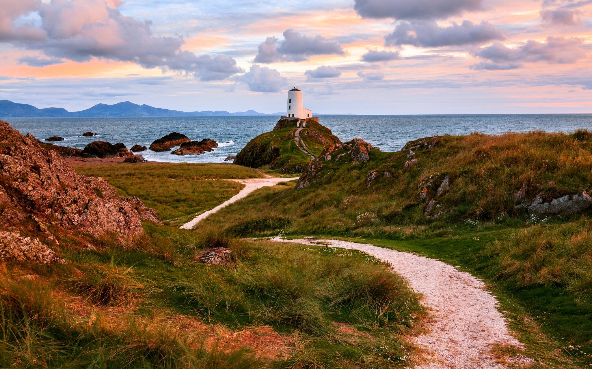 Tranquil scenery of North Wales during sunset. 