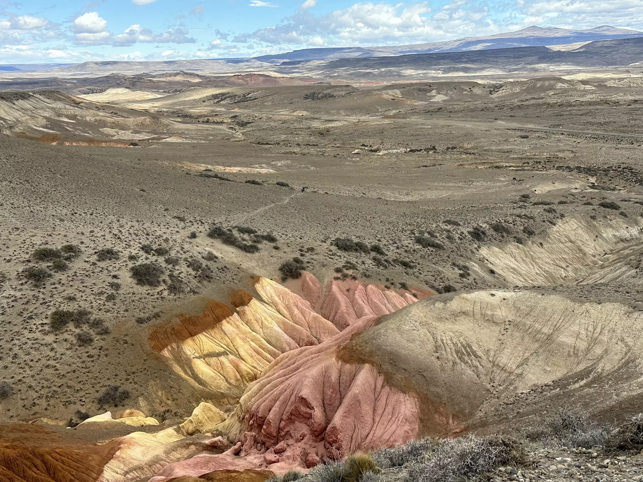 Tierra de Colores hike in Parque Patagonia Argentina © Melissa Yeager / Lonely Planet