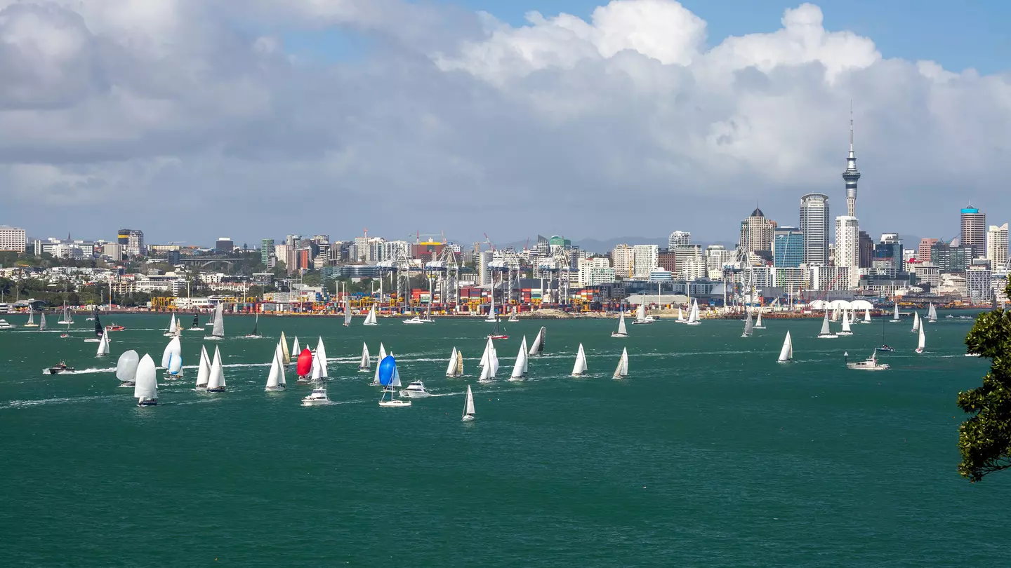 Choose the best time of year to visit Auckland with this seasonal guide © denizunlusu / Getty Images