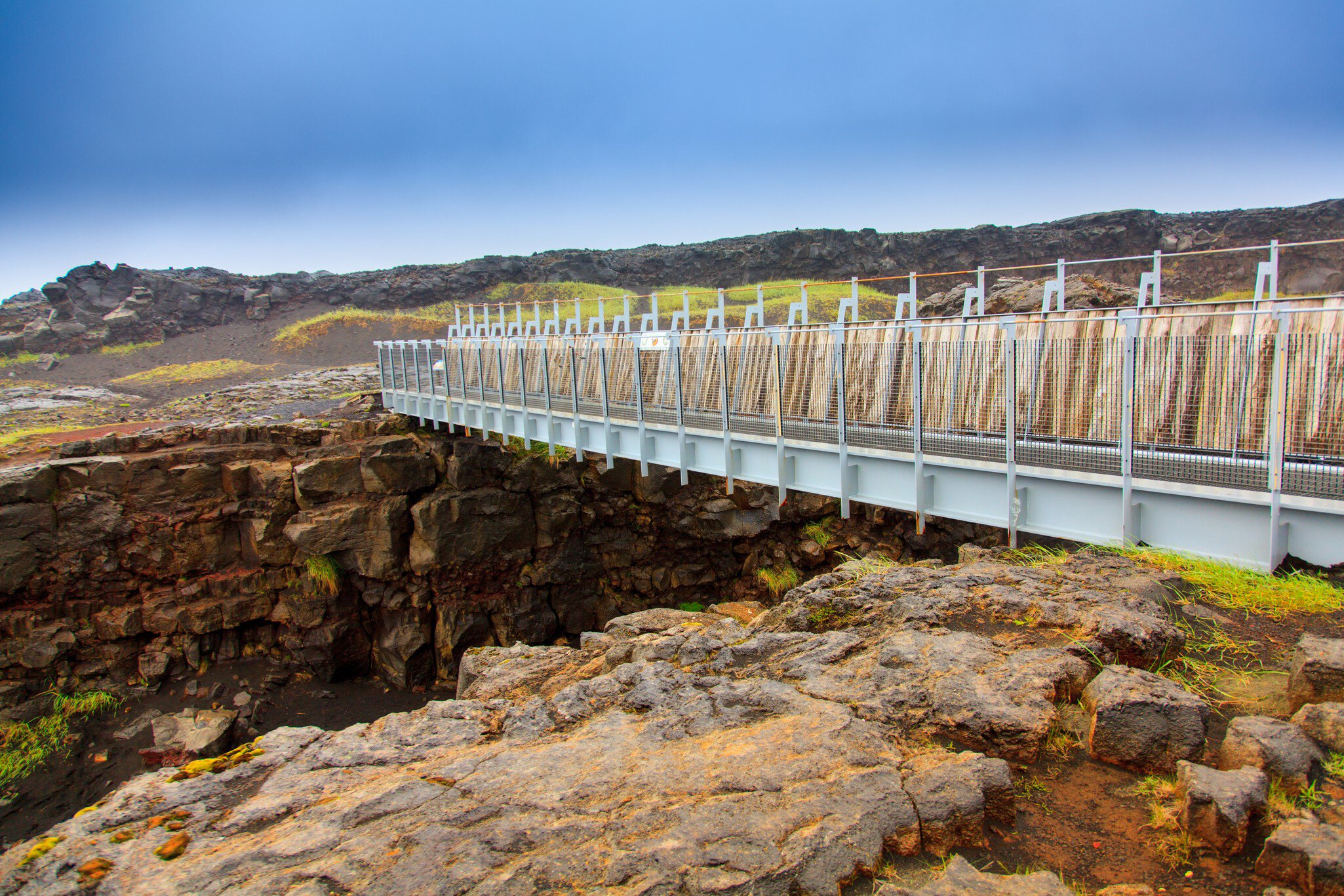 ICELAND - Reykjanes Peninsula - Bridge between continents, License Type: media, Download Time: 2025-10-22T10:55:00.000Z, User: oneseven7891, Editorial: false, purchase_order: 56530 - Guidebooks, job: Global Publishing WIP, client: Iceland 14, other: Dominic Allen