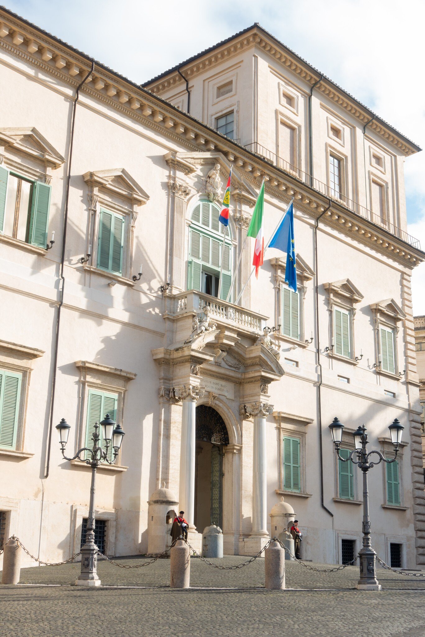 The view of the Palazzo del Quirinale from the Piazza del Quirinale in Rome, Italy.