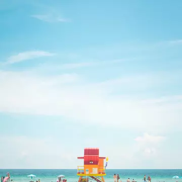 Miami beach lifeguard tower Florida, License Type: media, Download Time: 2025-11-26T18:39:07.000Z, User: LP_YKhanna, Editorial: false, purchase_order: 65050 - Digital Destinations and Articles, job: LP, client: App Content, other: Yuvraj Khanna