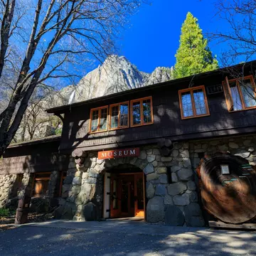 Sunny view of the Yosemite Museum at Yosemite National Park, California