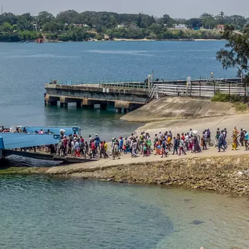 Find your way around in Kenya with this guide to transportation © Mario Hagen / Shutterstock