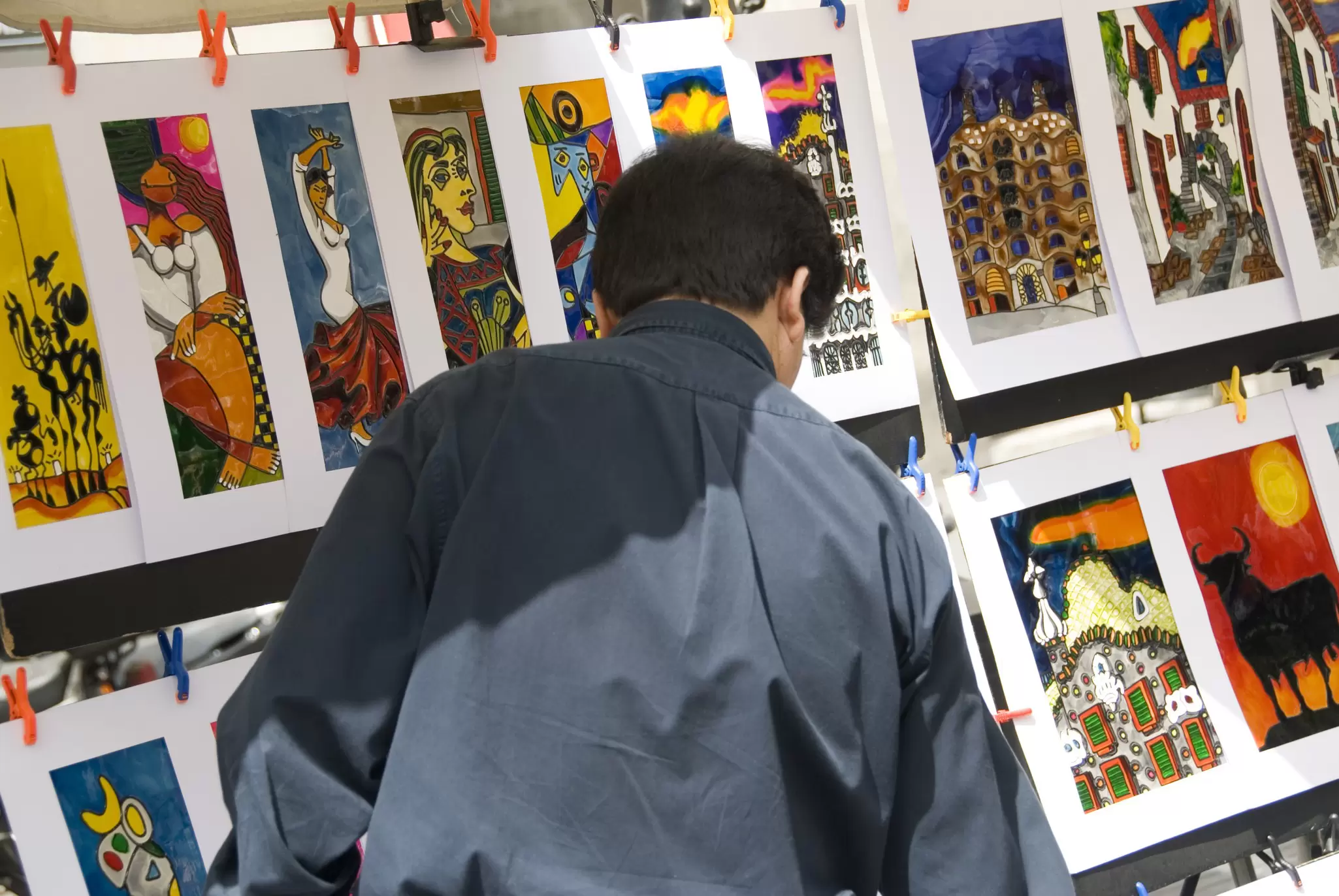 Painter's stand on La Rambla