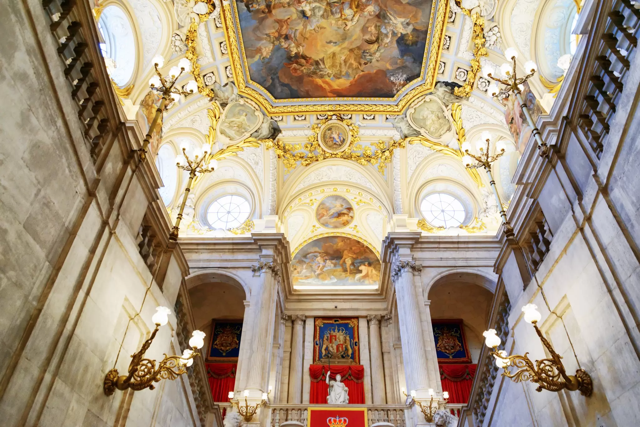 The vaulted ceiling and the fresco Corrado Giaquinto in the Royal Palace of Madrid.